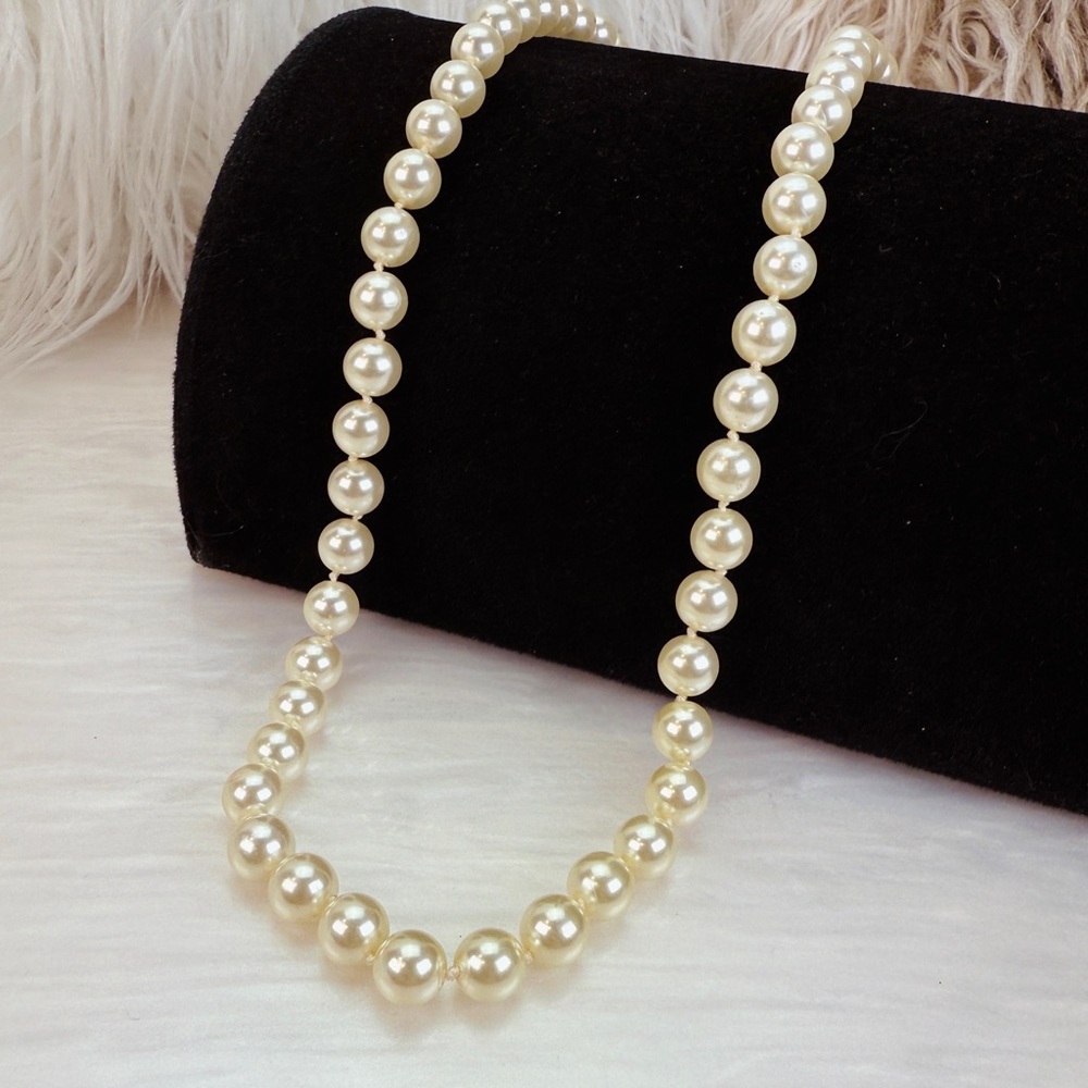 Vintage Faux Pearl Necklace with Goldtone Clasp